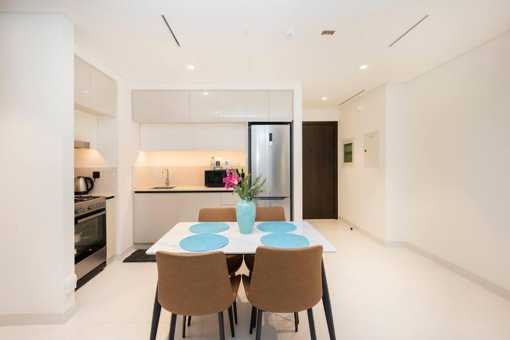Luxe 1br At Marina Vista Offering Sea Views P605 *