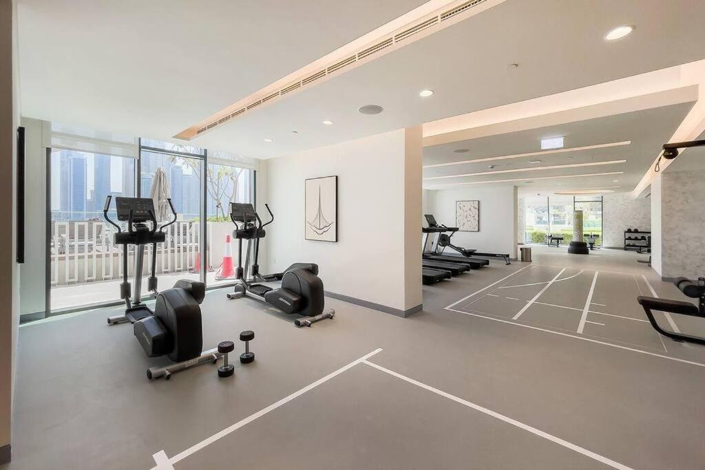 Apartment Luxe 1br At Marina Vista Offering Sea Views P605